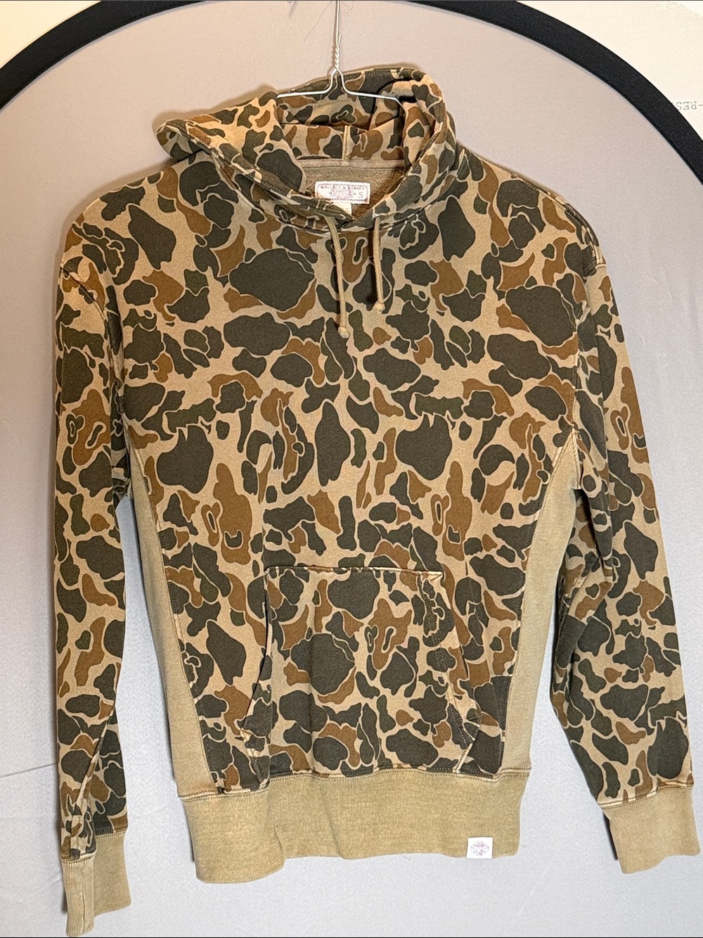 Men's Wallace & Barnes J CrewCamo Hoodie Sweater - Olive & Tan